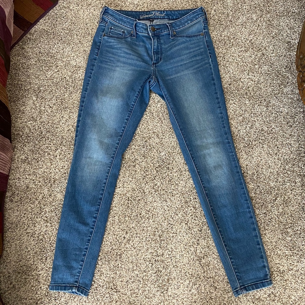 Universal thread size for short